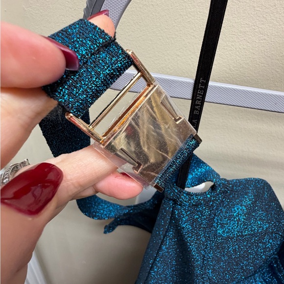 Ziriy Sleeveless V-Neck Bandage Maxi Dress - Picture 6 of 7